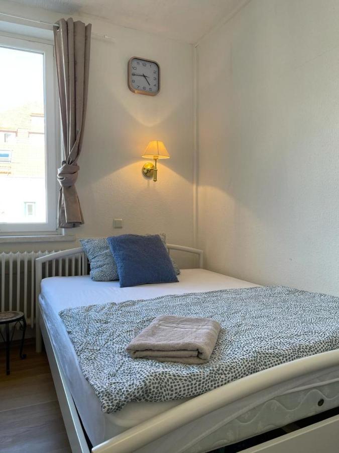 Apartment In Der Innenstadt เกิตทิงเงน ภายนอก รูปภาพ